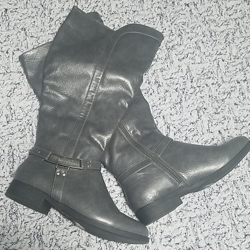 Grey riding boots